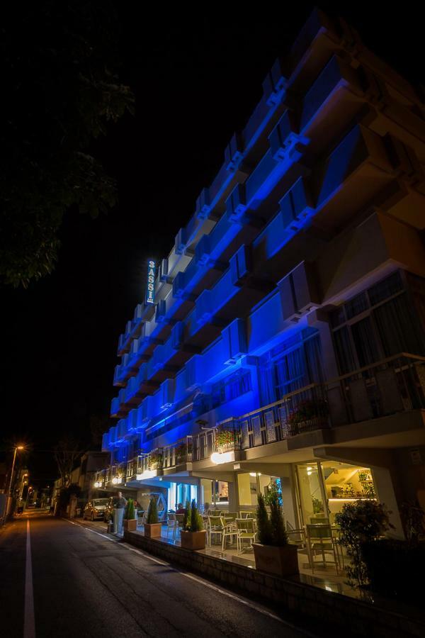 Hotel Tre Assi Rimini Exterior foto